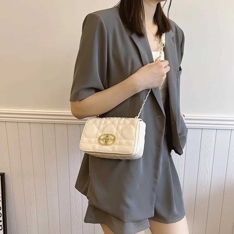 2025 New Autumn Crossbody Bag - Multi-Way Shoulder Purse Premium Small Handbag Versatile Daily Essential for WomenW251115