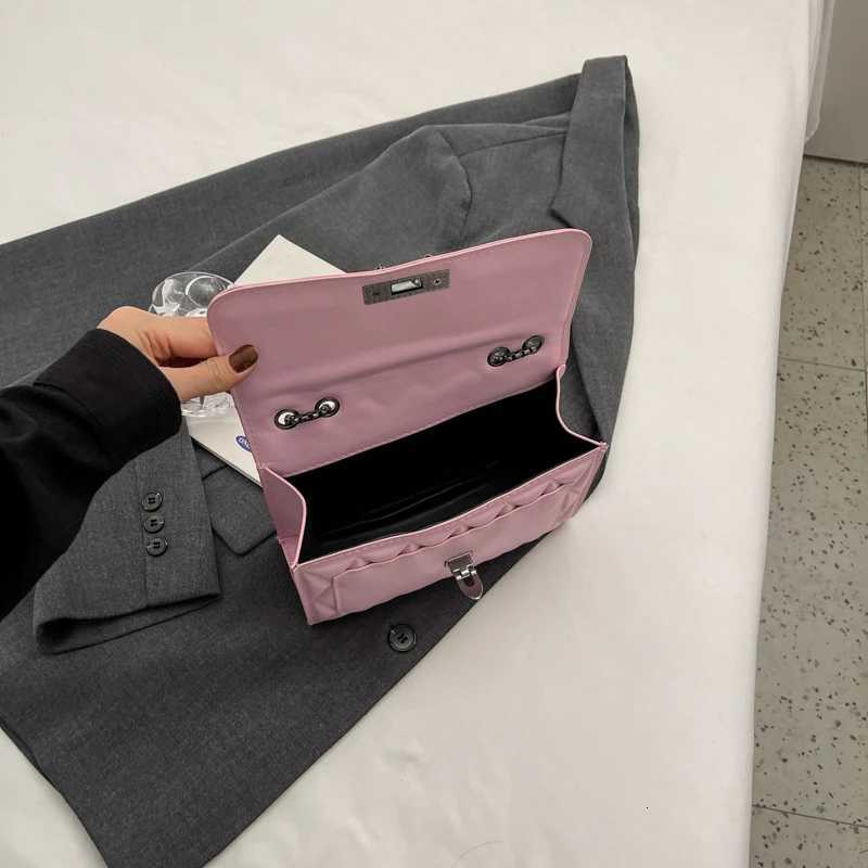 Leisure Trendy PU Solid Color Womens Handbag Quilted Design Flap Shoulder Bag Crossbody Bag For Outings/Commute/ShoppingW251115