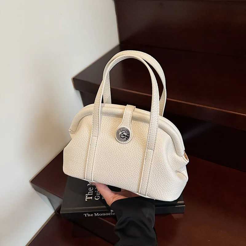 Solid Color Top Handle Bag Versatile Shoulder Purse for Women Chic Crossbody Tote Minimalist Day-to-Night Ba Fashion Sling BagW251115