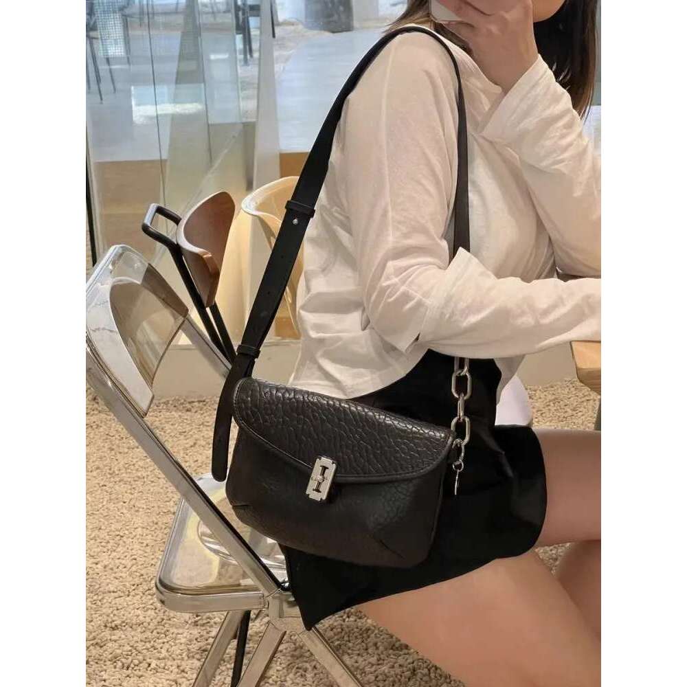 Women Fashion Casual Black Sheepskin Small Capacity Saddle Buckle Bagsain Strap Single Shoulder Armpit Crossbody Bag