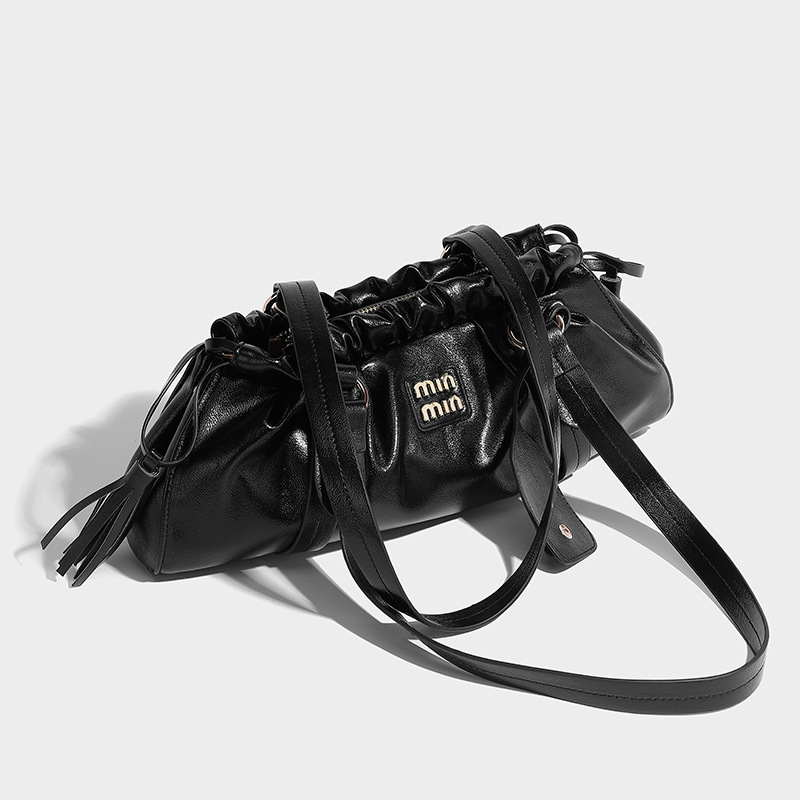 designer bag 2025 new Niche malard retro soft leather underarm bag trendy cool and sassy pleated hand-held shoulder bag for autumn and winter