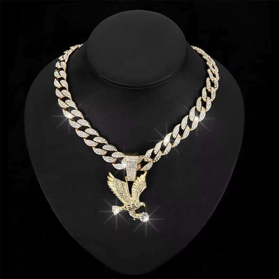 DHcollection 2024 New Style 15mm Iced Out Cuban k Chain Alloy and Rhie Hip Hop Black-Eared Kite Pendant Necklace