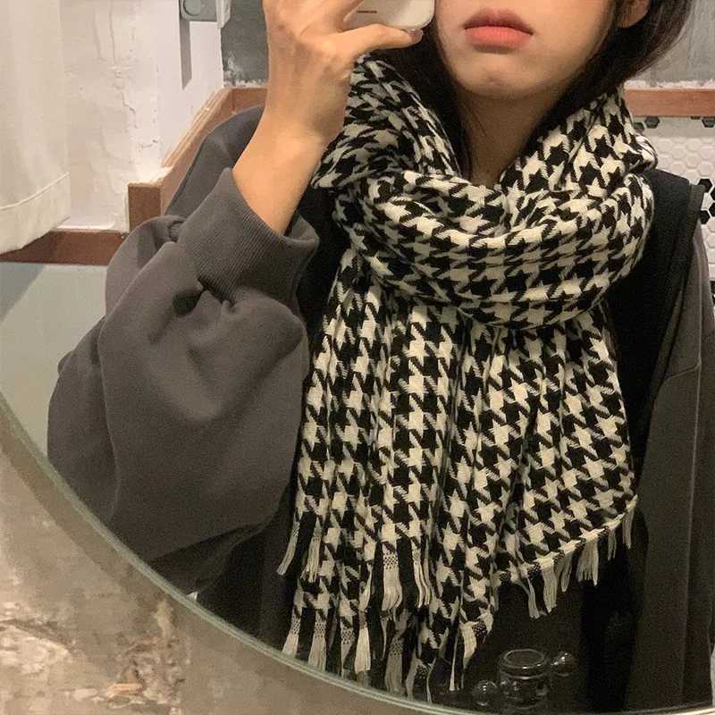 Luxury Houndstooth Scarf Set Luxury Fringe Unisex Winter Warm Couple Gift Day to Night Y251115