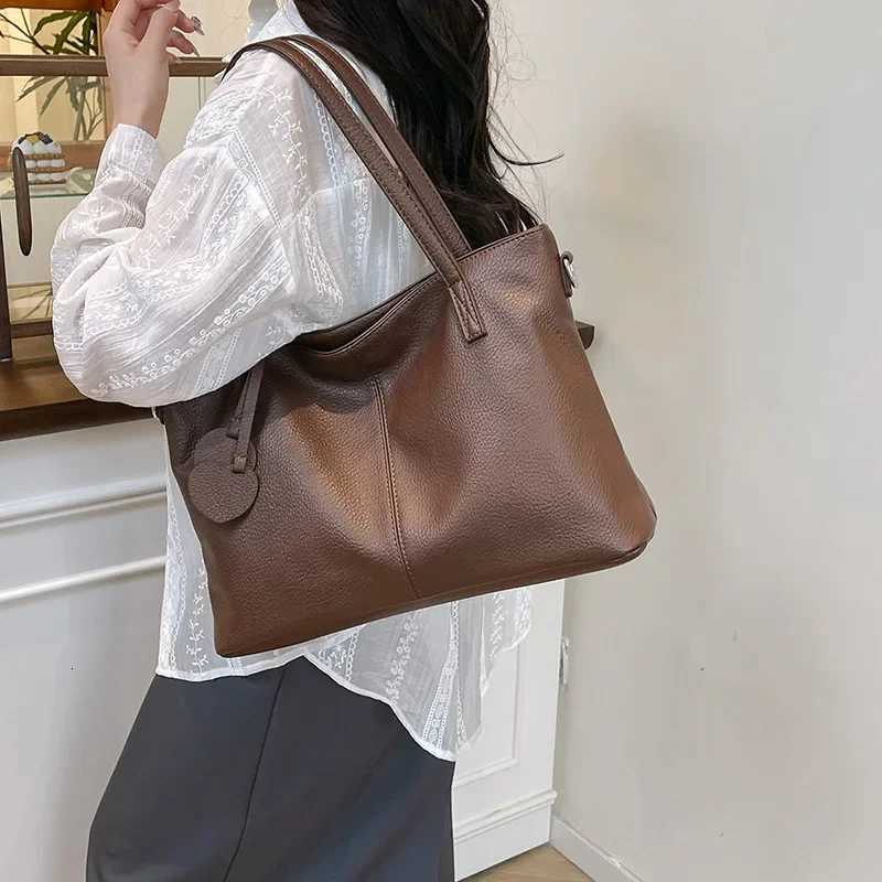 2025 New Fashion Women Handbags European Designer Pu Leather Ladies Shoulder Bags Female Girl Brand Luxury Crossbody BagW251115