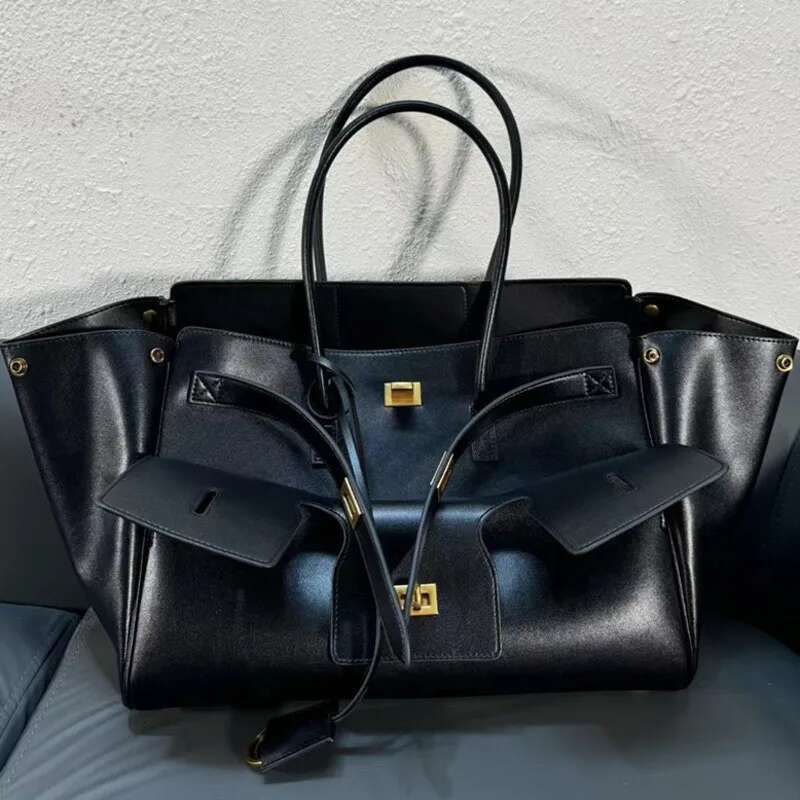 Buckle Designer Fashion Handbags PU Leather Brand Shoulder Multipockets High Capacity Purses Women's Underarm Bags