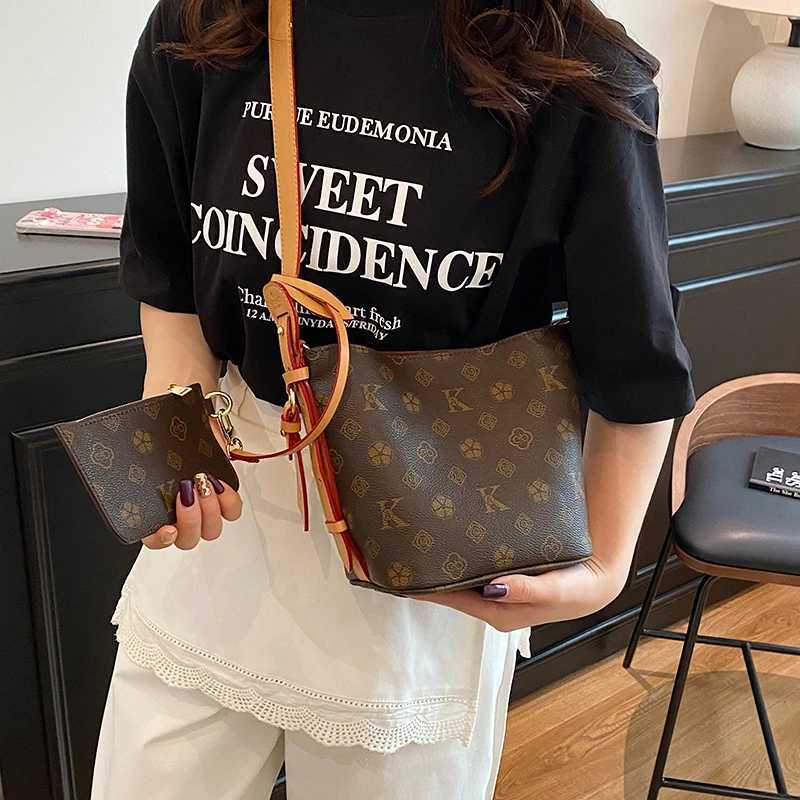 Elegant Leather Shoulder Bag Handbag For Women Crossbody Messenger By Luxury Brand Famous Designer PopularW251115