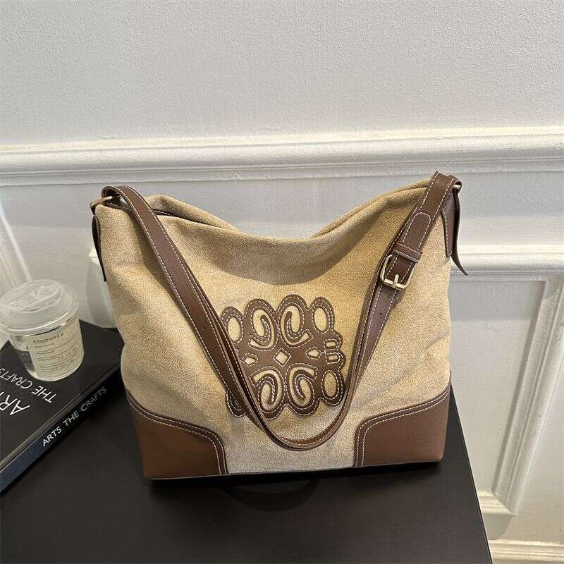 Commuter Large Capacity for Women 2023 New Deer Skin Velvet Underarm Bag, Small and Versatile Single Shoulder Tote Bag