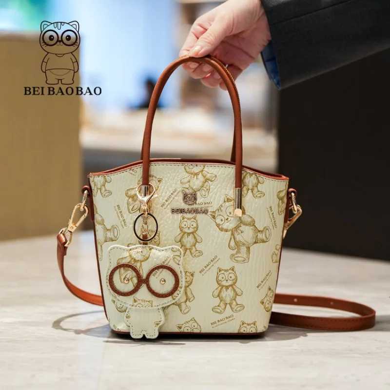 Stylish Womens Leather Tote Bag Designer Crossbody Shoulder Handbag Elegant Ladies Purse Luxury Brand ClassicW251115