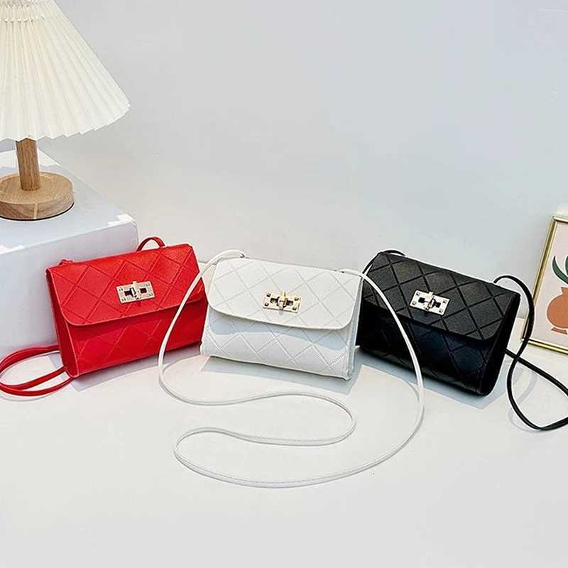 New Fashion Check Women Shoulder Bags Small Square Bag Trend Luxury Brand Handbags Tote BagsTextured BagsW251115