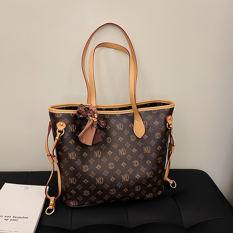 Free shipping bag Women's new fashion printed sweet commuter bag large capacity temperament shoulder bag 2025