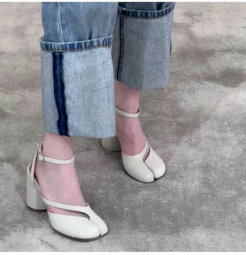 Ins style Fashion Patent Leather Split Toe Women Pumps Spring Summer Thick High heels Sgbacks Female hot Tabi Chunky Casual Shoes