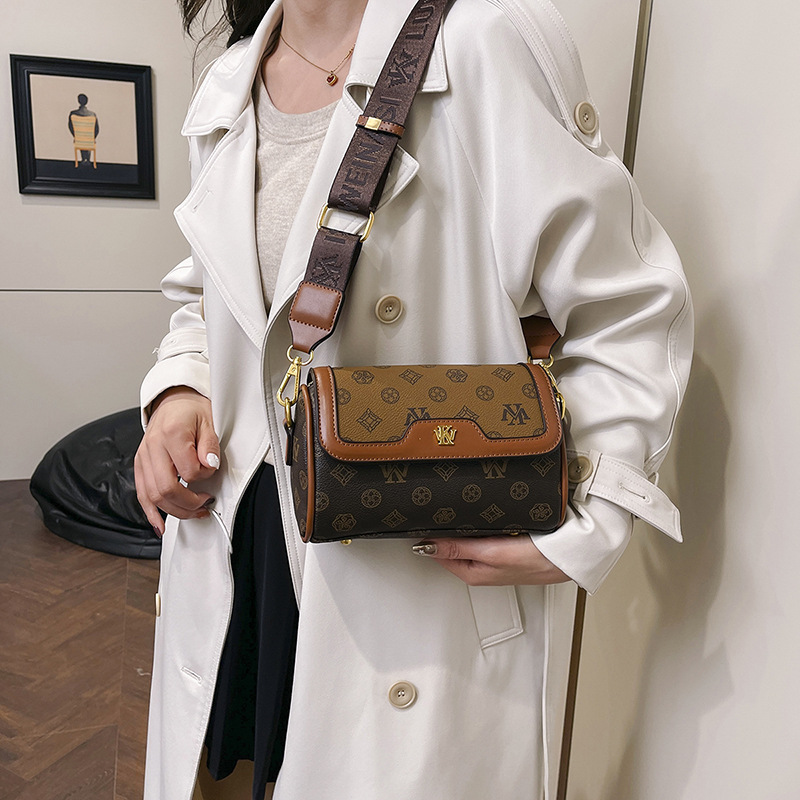 Small bag women's new all-in-one cylindrical printed temperament ladies single shoulder crossbody bag 2025