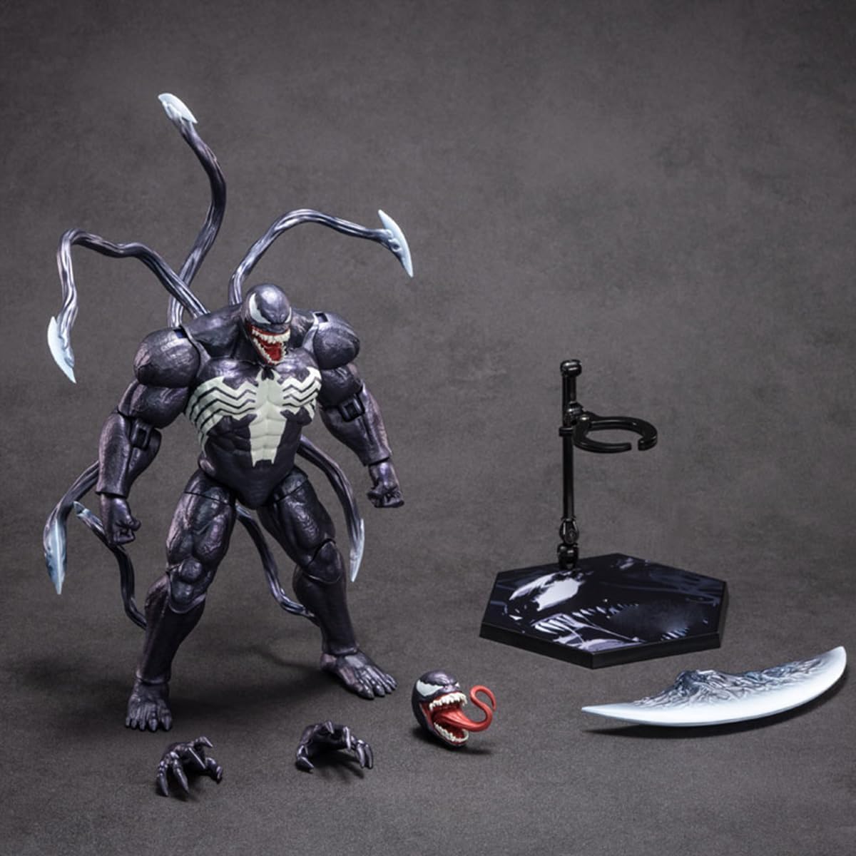 ZD Toys Venom Marvel Action Figure - Authentically Sized 22cm with Detailed Accessories for Ages 6+