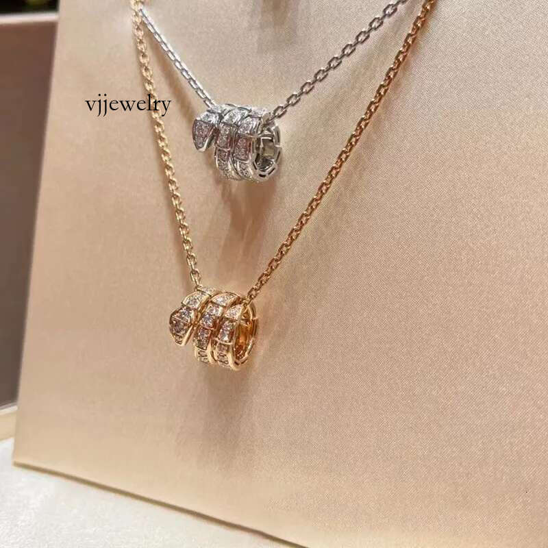 High Version Snake bone Rose Gold Dia Designer Necklace Clavicular Chain Light Elegant Inlay Titanium pendant necklace 18k Gold Plated Jewelry