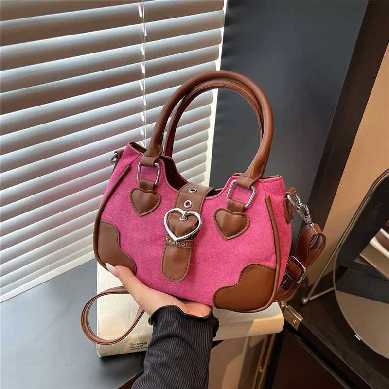 Luxury Designer Paris Fashion Leather Handbag for Women Elegant Crossbody Bag Large Capacity Commuter StyleW251115