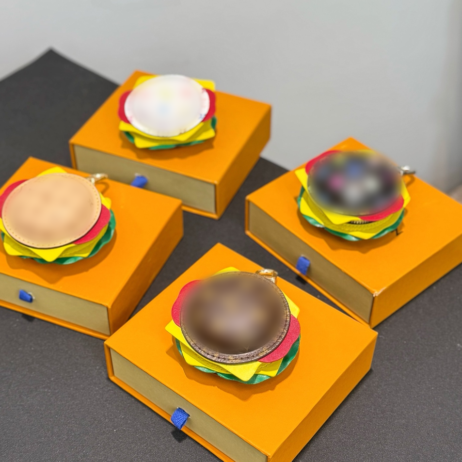 Newest Designer Hamburger bag chain Charm Pizza Donut Bag Charm Fashion Womens Key Holder Vintage Cool Hamburger Chocolate Alien Shell Keychain coin purse