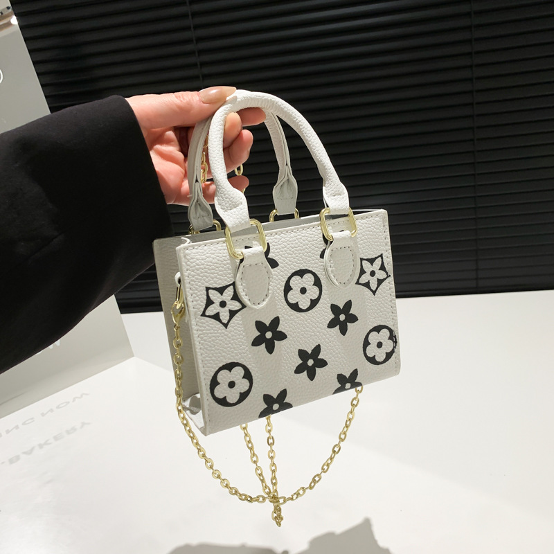 Free shipping 2025 Season New Fashion Print Square Bag Women High Quality Unique Casual Minimalist Crossbody Bag brown black