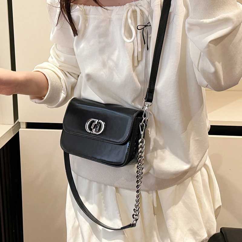 Elegant Ladies Crossbody Bag Leather Shoulder Bag Women Messenger Famous Designer Luxury Classic Style ClassyW251115