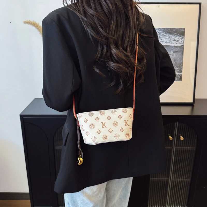 Luxury Best Superstar Show Commuter Bag Elegant Tote Purse Shopper For Business Women Leather Material DesignW251115