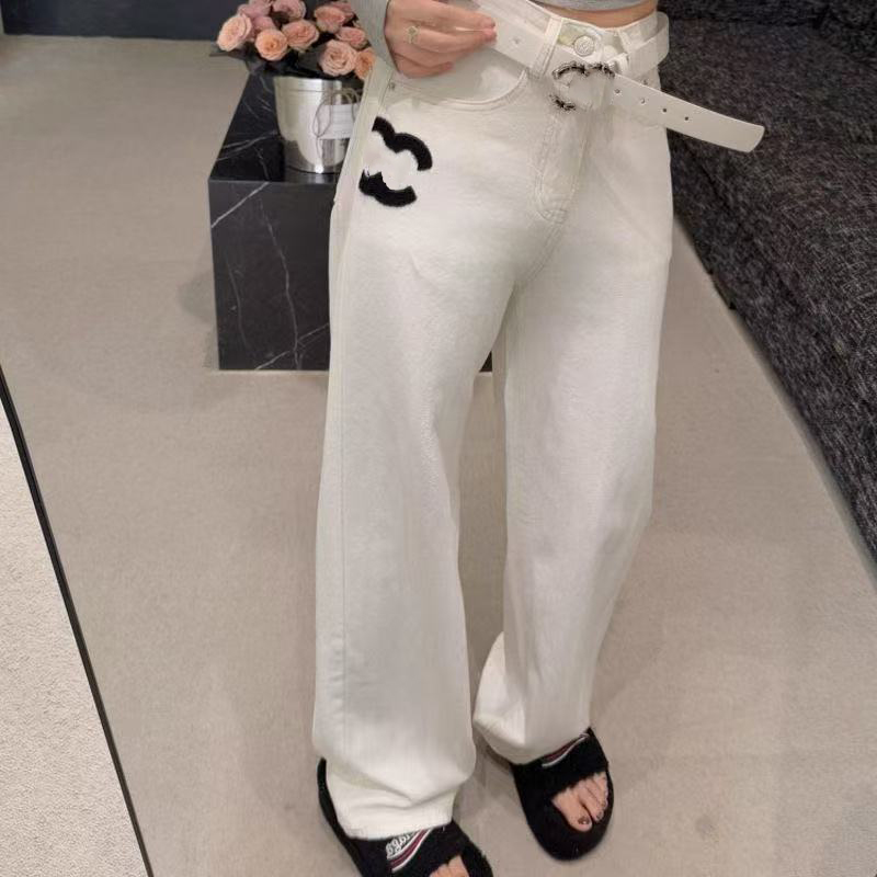 Designer's 2025 new style long pants, fashionable straight pocket letter versatile white denim long pants, trendy for women