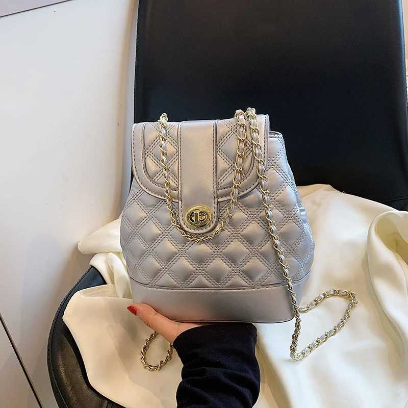 Trendy Versatile Womens Bag - French Niche Crossbody New Style High-End Exquisite European American Sweet BagW251115