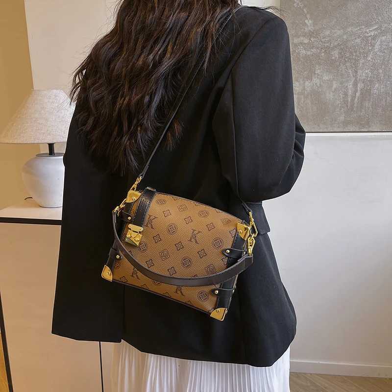 Classic Leather Handbags For Ladies With Shoulder Strap Option Luxury Brand Women Messenger Bag Famous DesignerW251115