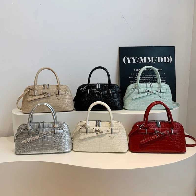 Stylish Classic Leather Ladies Messenger Bag Crossbody Handbag Shoulder Tote For EverydayW251115