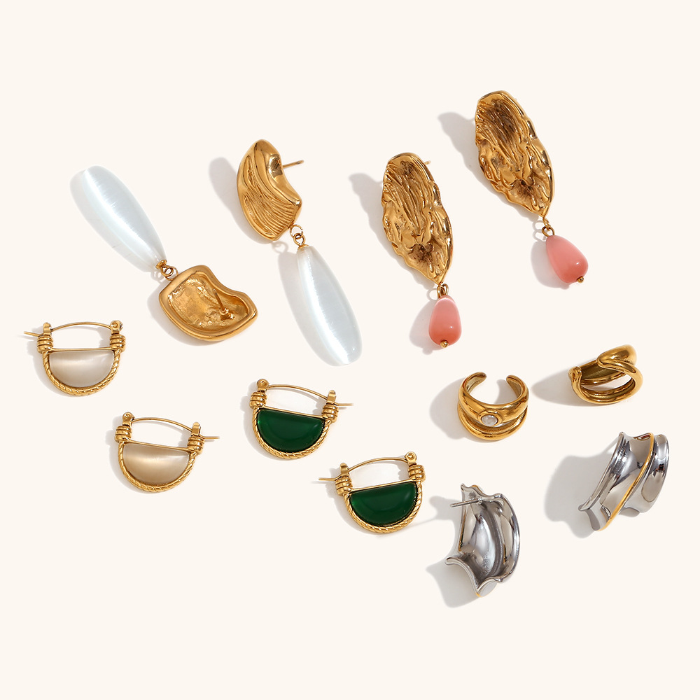 Summer New 18k Gold Stainless Steel Irregular Earrings for Women Simple and Fashionable Wedding Party Gifts Wholesale Customizable Logo