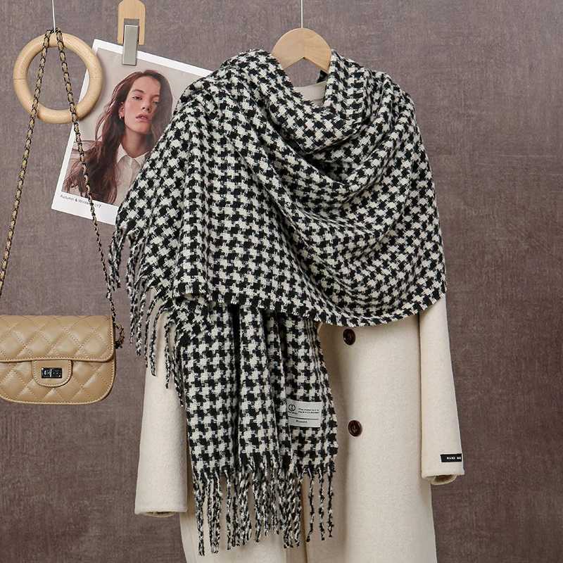 Luxury Houndstooth Imitation Cashmere Scarf Warm Neck Thickening Shawl Men Women Autumn Winter Popular Tassel Scarves Bufanda Blanket Y251115