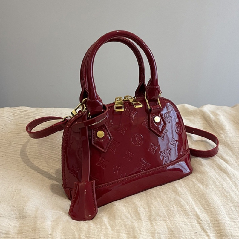 free shipping designers bags for womens ladies 2025 new shoulder crossbody bag handbag with high end texture personality and fashion for daily outfit