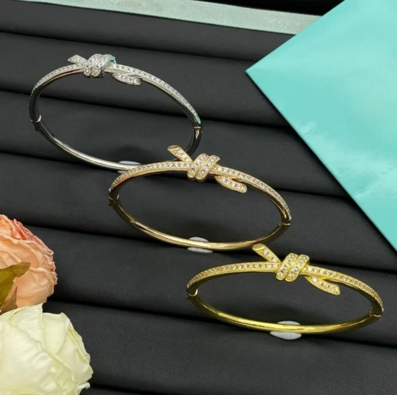 Charm Bracelets Luxury designer bracelet Womens Mens Double Knot Bangles Designer Braceletes Punk Accessories Fashion Braclets Valentine Day Cuff