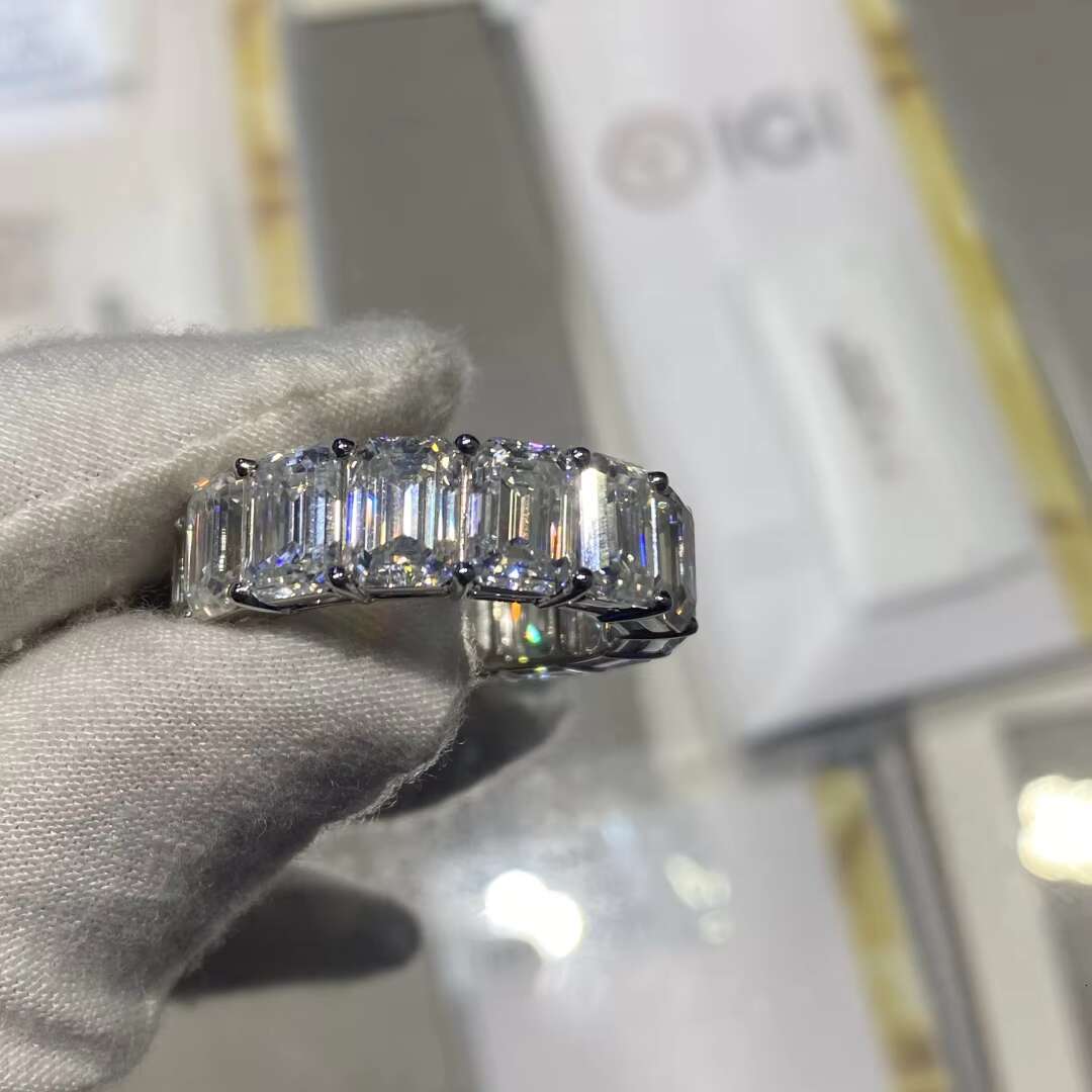 Iced Out S925 Silver Tennis Ring with Princess Emerald Round Cut VVS D Color Moissanite Mens and Womens Hip Hop Style