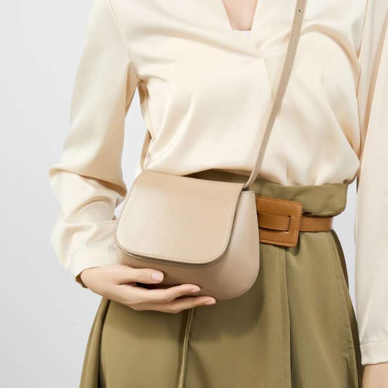 Classic Genuine Leather Saddle Small Shoulder Bags For Women Designer Crossbody Purses Cow Ladies Handbags