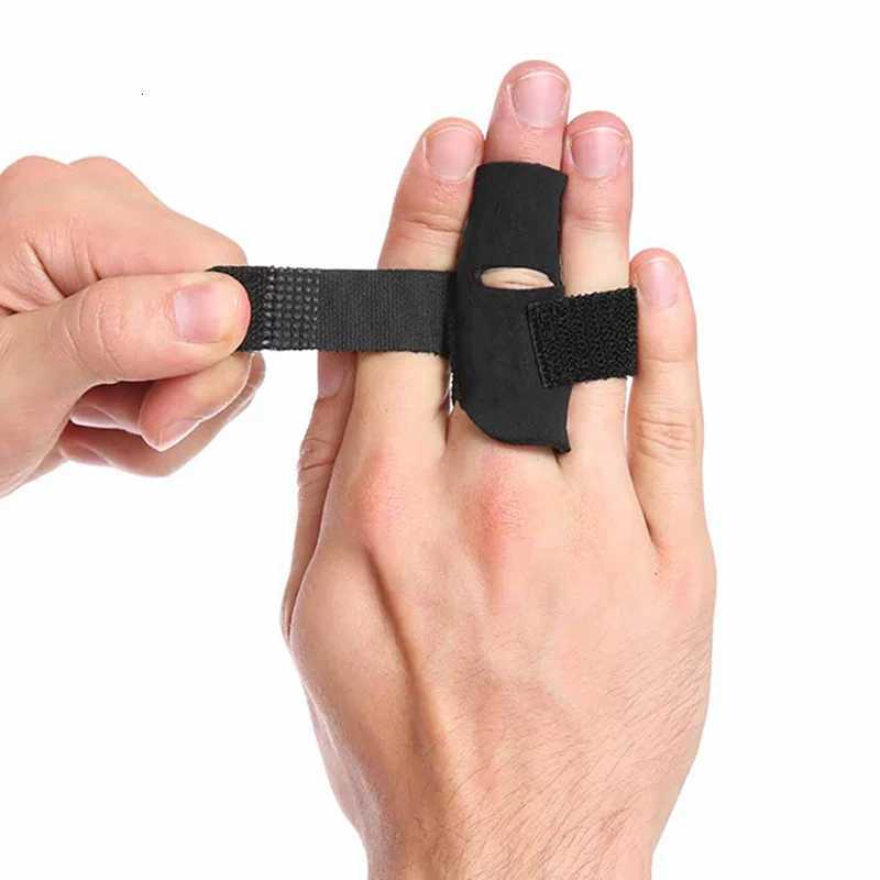 Finger Splint Wrap Sports Strap Anti-slip Pro Basketball Finger Guards BraceW251115