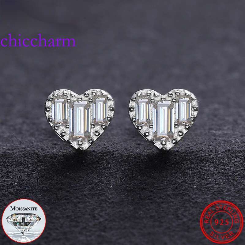 Top Quality 100% Sier Earrings Fashion Classic Heart VVS1 Baguette Moissanite Earring For Women Jewelry