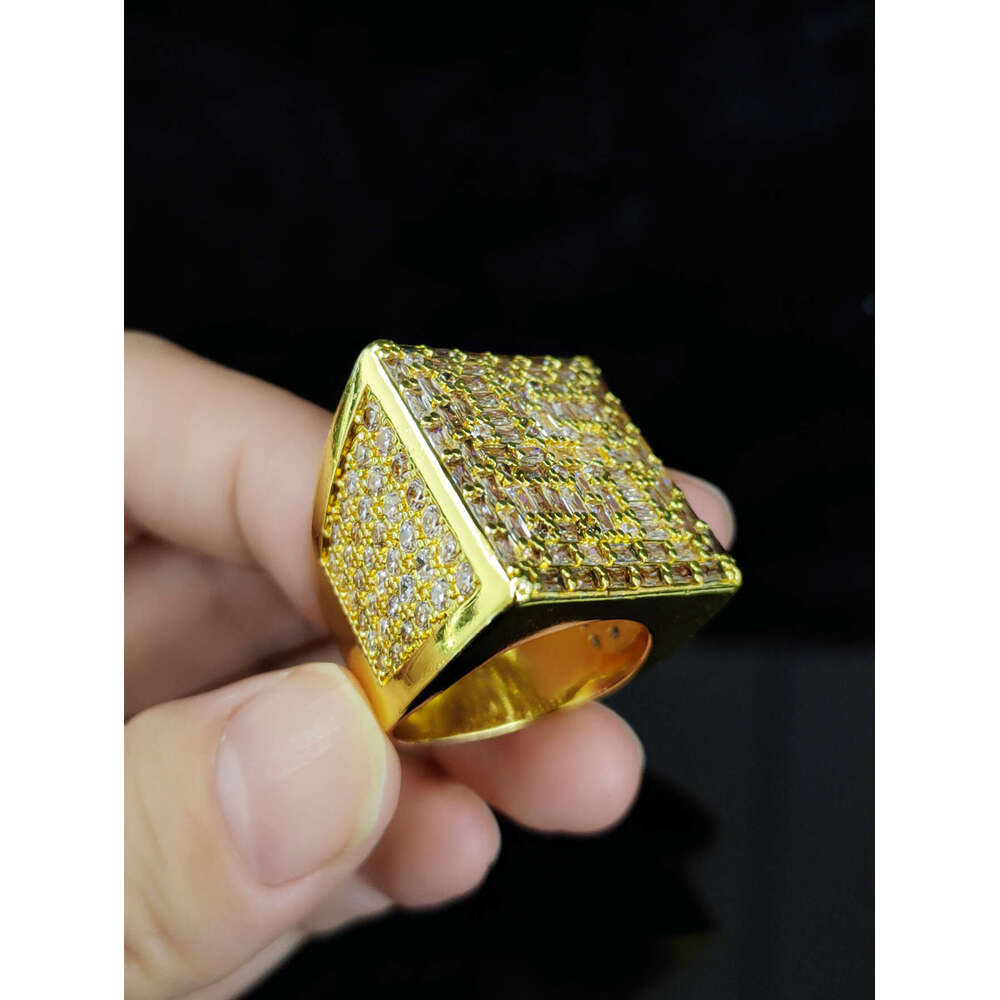 DHcollections Diamond Studded Men's Exaggerated Personality, Generous Block, Cool Ring, Hip-hop Trendy Bracelet