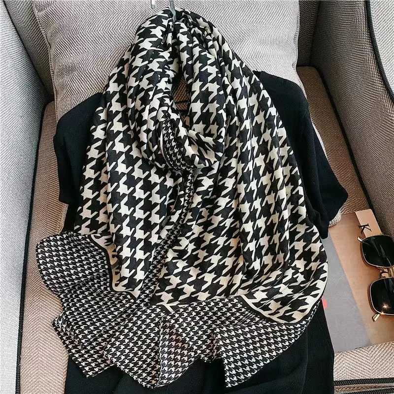 Luxury Winter Cotton Scarf Women Warm Plaid Houndstooth Design Scarfs Long Large Hijab Scarves Stoles Bandana Foulard Wraps Shawl Y251115