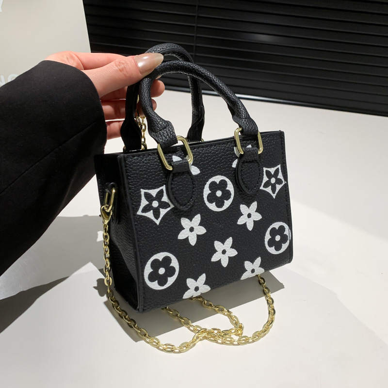 Free shipping 2025 Season New Fashion Print Square Bag Women High Quality Unique Casual Minimalist Crossbody Bag brown black