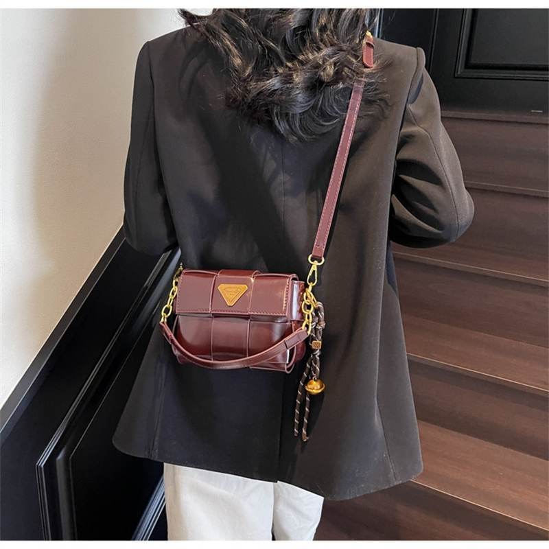 free shipping designers bags for womens 2025 new small square bag commuting woven bag crossbody bag high end sense simple fashionable