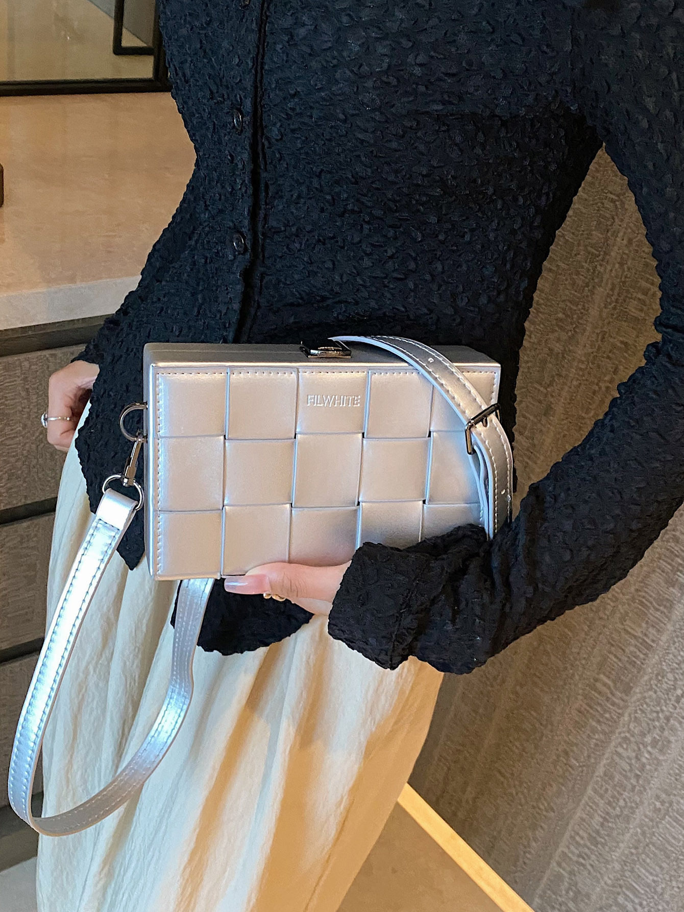 Luxury Brand Designer Bag Luxury Brand Designer Bag 2024 New Woven Bag Women's Shoulder Bag Trendy Brown Plaid Simple Unisex Crossbody Bag Box Sm