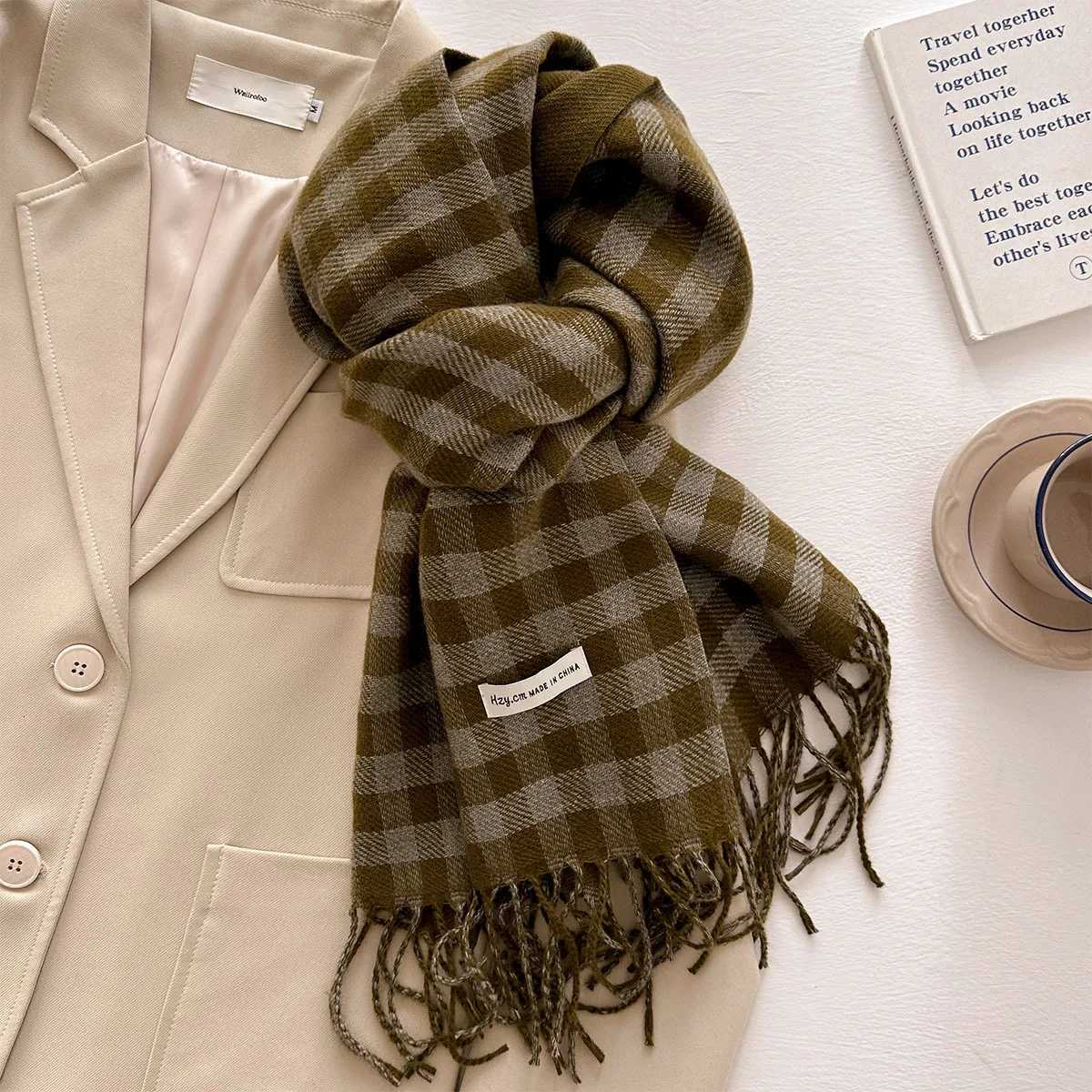 Luxury 2025 New Stripe Plaid Men Women Scarf Elegant Stylish Imitation Cashmere Shawl Lady Winter Pashmina Versatile Warm Wrap Scarf Y251115