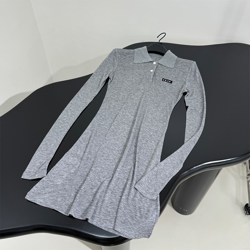 Design womens polo dress S M L 2025ss Casual Dresses New Style Slimming A-line polo Version Solid color golf suit