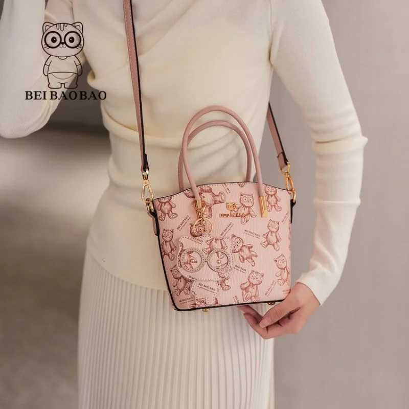 Stylish Womens Leather Tote Bag Designer Crossbody Shoulder Handbag Elegant Ladies Purse Luxury Brand ClassicW251115