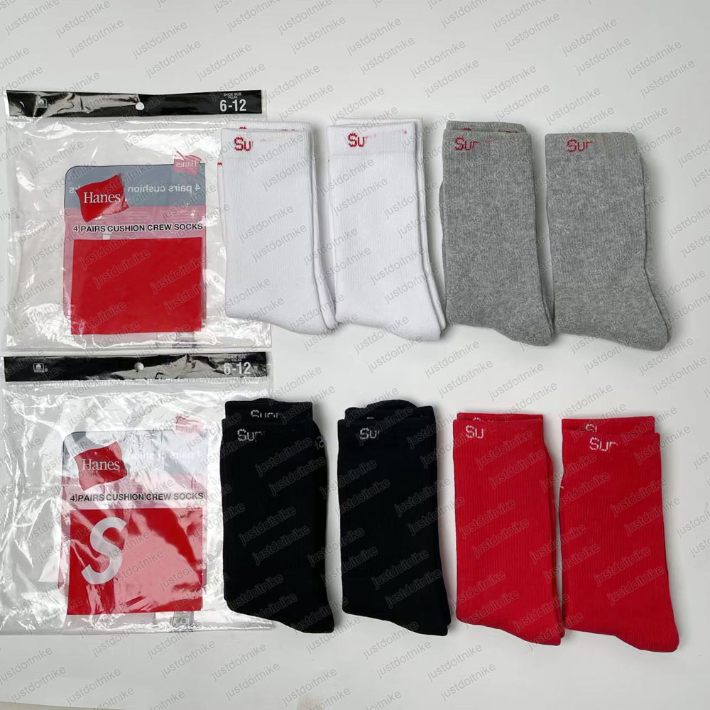 Wholesale 4 Pairs wholesale designer socks underwear men designers underwear men white mens socks Stockings sock for men