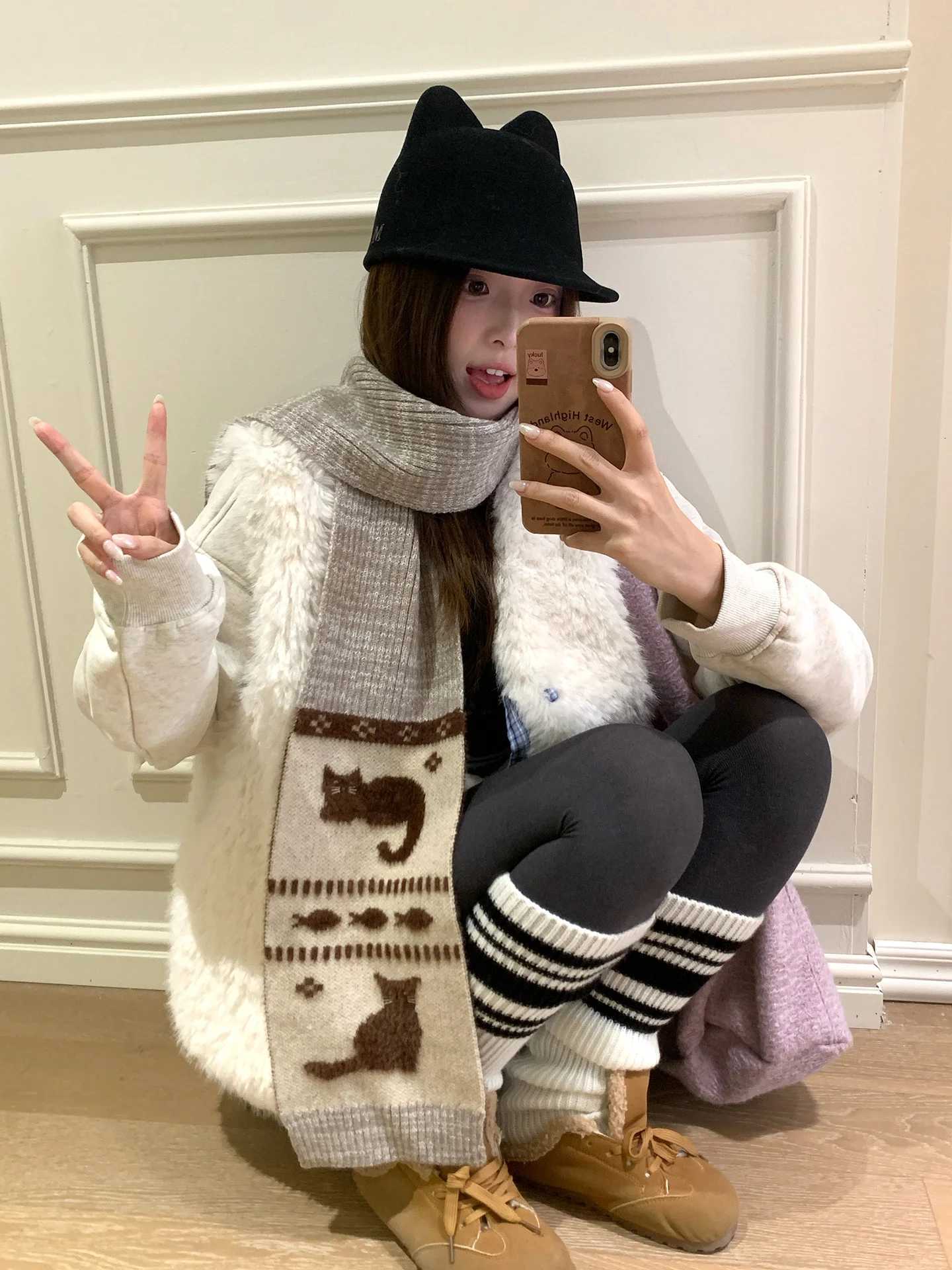 Luxury Cute Jacquard Knit Warm Scarf For Women Winter Essential Windproof Neckwear For Students Y251115