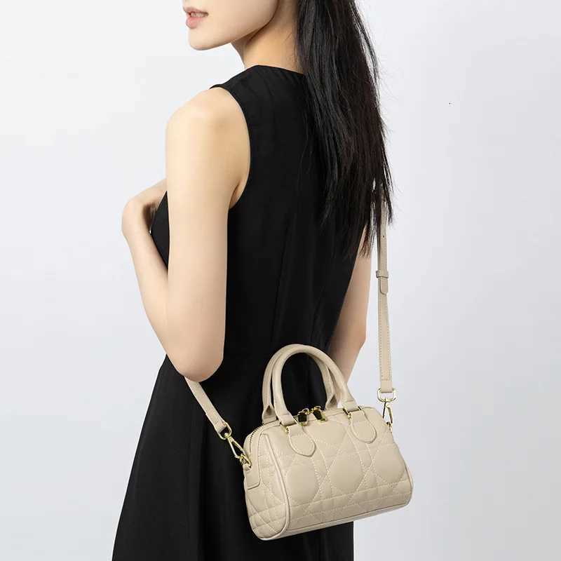 Genuine Leather Womens Small Elegant Handbag Handheld Single Shoulder Crossbody Bag for Daily Commuting Versatile Vintage StyleW251115