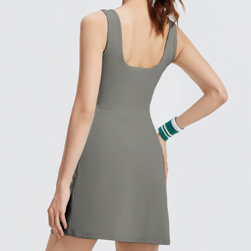 Women Summer Wide Shoulder Strap U-shaped Beautiful Back Yoga Dress Sports Tennis Skirt With Built-in Bra Pads Anti-wardrobe Malfunction