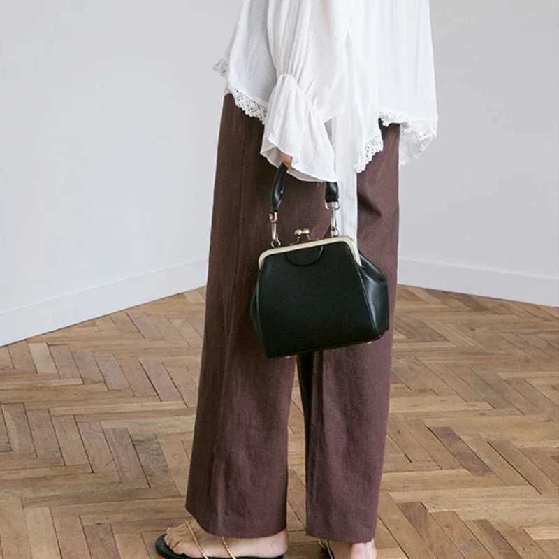 Home>Products>Womens Handbags>Kiss Lock>PU Leather Clip Bag>Womens Shoulder Bag Z250416