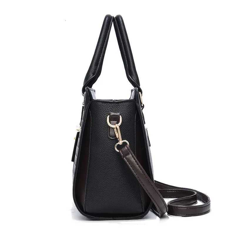 Fashionable New WomenS Handbag Large Capacity Shoulder Bag Urban Minimalist Crossbody Bag Diamond Grid Pattern Tote Bag WomenW251115