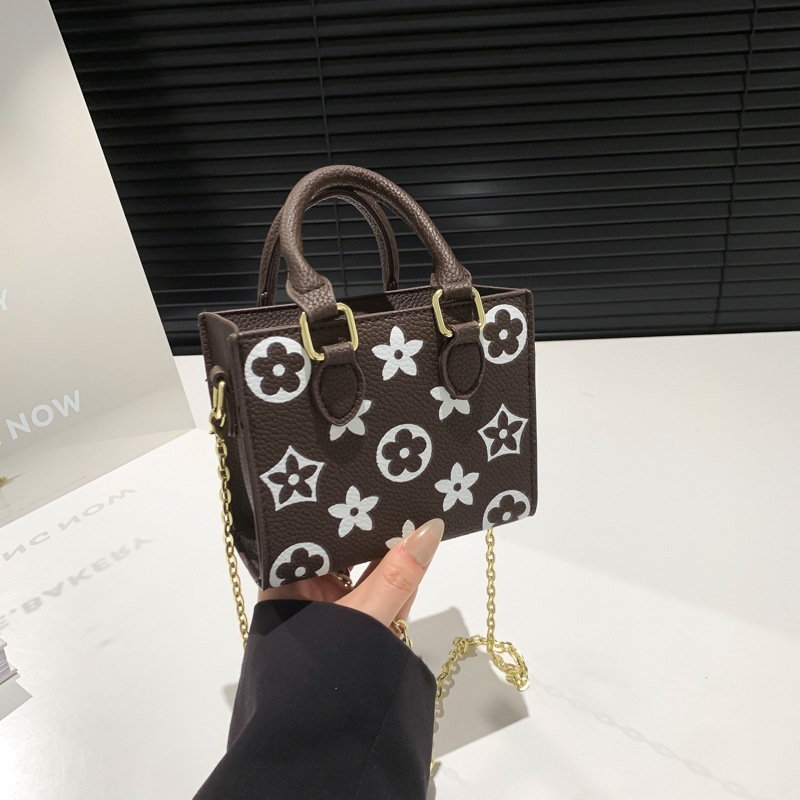 Free shipping 2025 Season New Fashion Print Square Bag Women High Quality Unique Casual Minimalist Crossbody Bag brown black